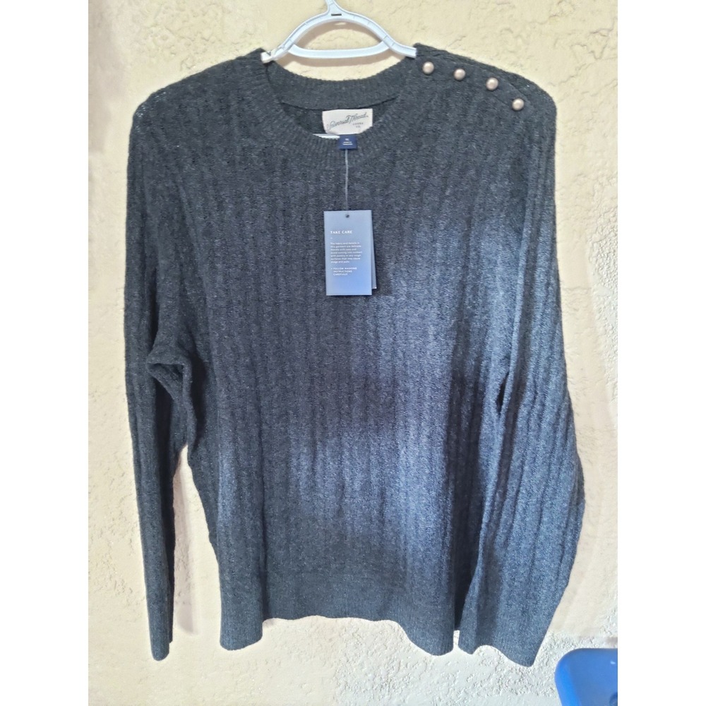 Universal Thread Womens XL Charcoal Gray Ribbed Button Shoulder Crewneck Sweater